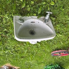 Small sink