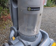 Dyson DC07 upright vacuum