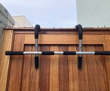 Over Door Pull-up bar
