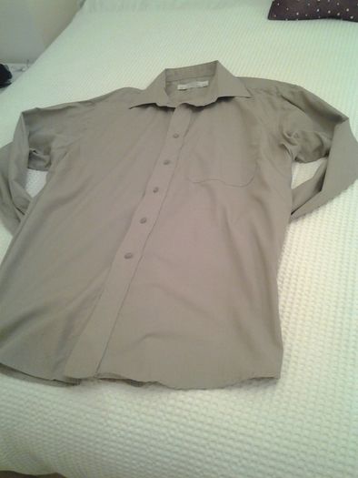 Men's Beige Shirt -Size L (16")