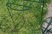 Round plant supports