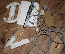 Wii set (in working order)