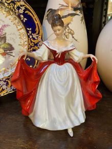 Royal Doulton figurine Sara