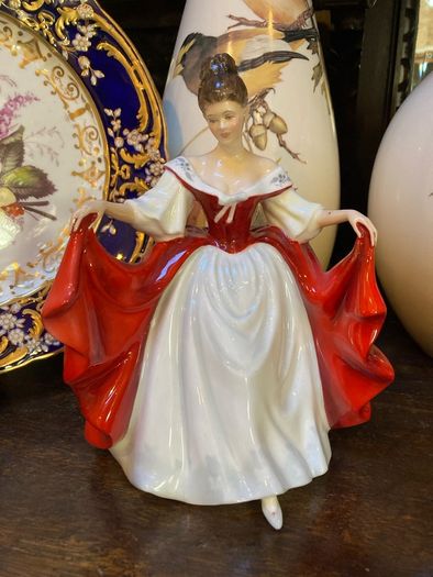 Royal Doulton figurine Sara