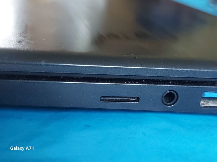 Dynabook Sattelite Pro, Intel Core i3-1005G1 CPU, 1.2GHz, 8GB Ram, 128GB SSD, Windows 10 Pro, Microsoft Edge, Chrome