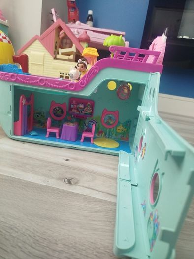 Gabby's Dollhouse boat
