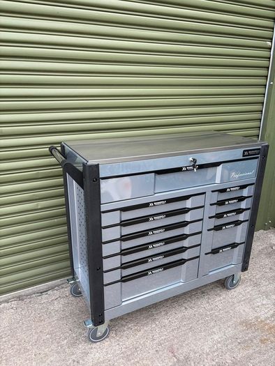 Manarola 12 Drawer Tool Box Fully Loaded With Tools