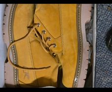 steel toe cap shoes   size 6