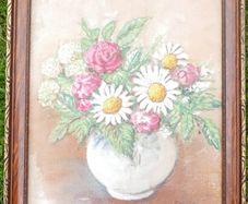 Vintage Vase of Flowers, original Oil on Canvas, signed  framed, 13,5" x 11,5"