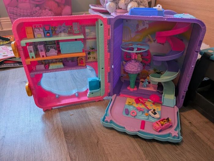 Polly Pocket
