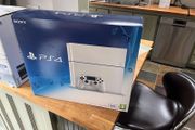 PS4 Console Boxed Glacier White With Additional Controller