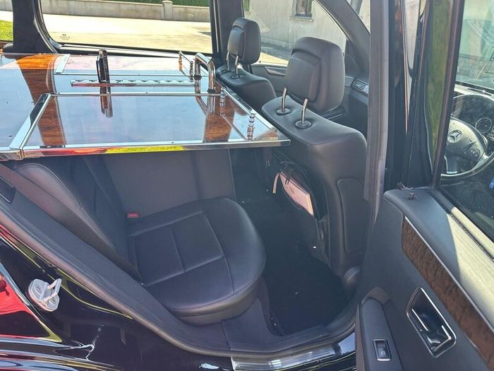 Mercedes Benz Duffy 5dr Hearse