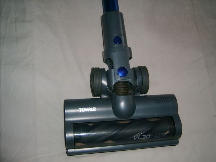 hand hoover
