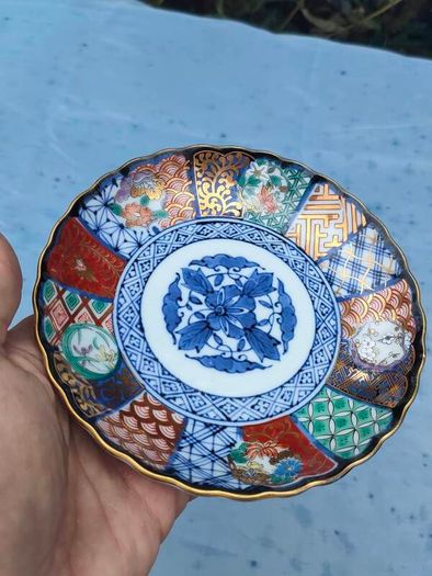 Ryunho Sanyo-Toki Imari Dish