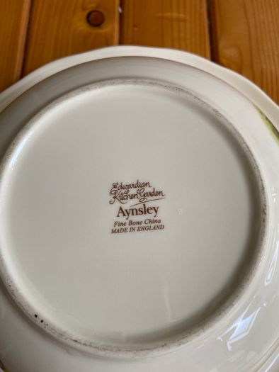 Beautiful Rare Vintage Aynsley Fine Bone China Edwardian kitchen garden - Jug and Wash Bowl