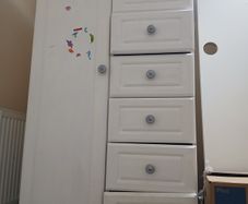 kids wardrobe
