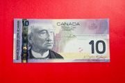 Canada  10 Dollars  2005  Pick 102  ( Uncirculated )