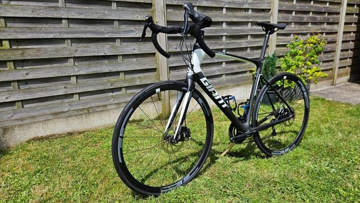 Giant Defy Advanced Pro 2 Carbon Road Bike  Large