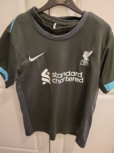 liverpool kits x3