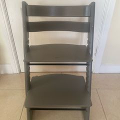 Stokke Tripp Trapp High Chair