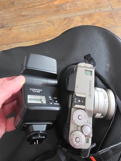 Contax Contax G1 Green label 35mm Film Camera Planar 35mm f2 Lens