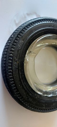 Goodyear tyre glass ashtray,,collectors item,,1960,70s,,hard to come by,,see pictures for condition ,sold as is ,little chip on the rim underneath,,wouldn't notice from top ,sold as seen