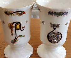 2 Royal Tara Vintage vase