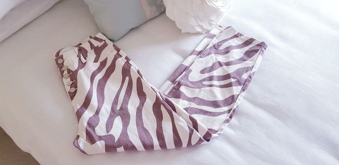 Shein Zebra Pattern Jeans - Size 10