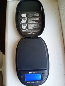 One balance weighing scales