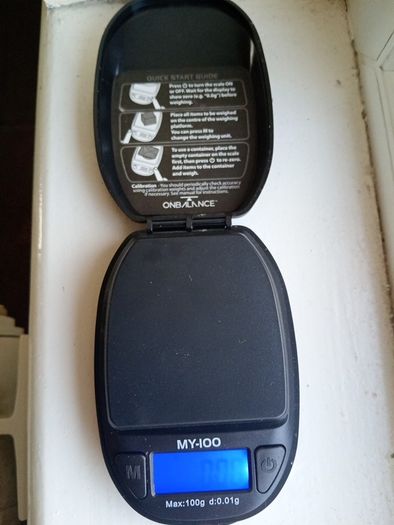One balance weighing scales