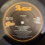 ACCEPT Balls to the wall original 1983 release with original lyric sheet vinyl record in near mint condition Image 6