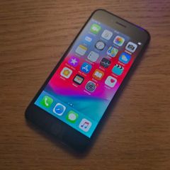 iPhone 8 Rare ios 12