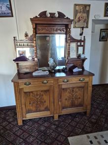 A Victorian/Edwardian era mirrored Sideboard