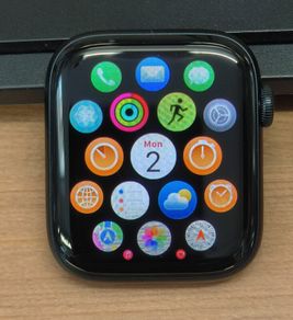 Apple Watch SE (2nd Generation) 44mm GPS + Cellular Connectivity 32GB Midnight, Without a strap
