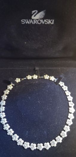 swarovski flower choker necklace