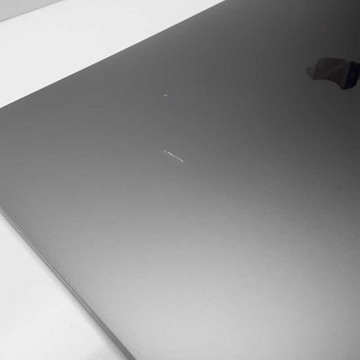 Apple MacBook Pro 16" (2019) | Intel Core i7 2.6GHz 6-Core | 16GB RAM | 1TB SSD