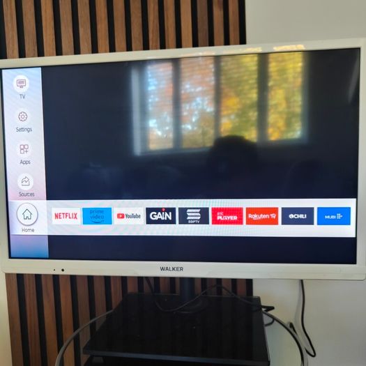 smart tv 24"