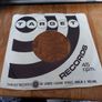 IRISH SHOWBAND Derrick and the Sounds Morning papers and margerine  7" Image 9