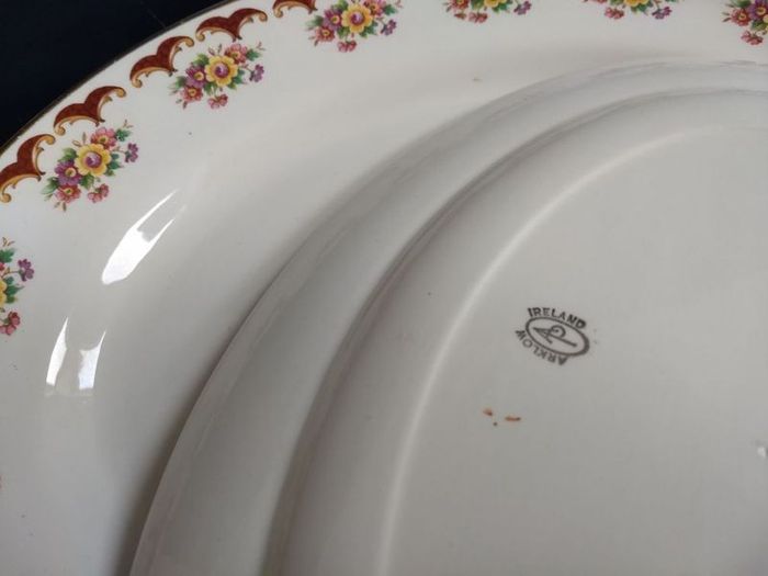 Beautiful Set of Two Vintage Graduated Platters by Arklow Pottery
