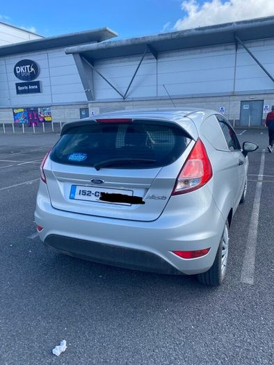 Ford Fiesta Van 152
