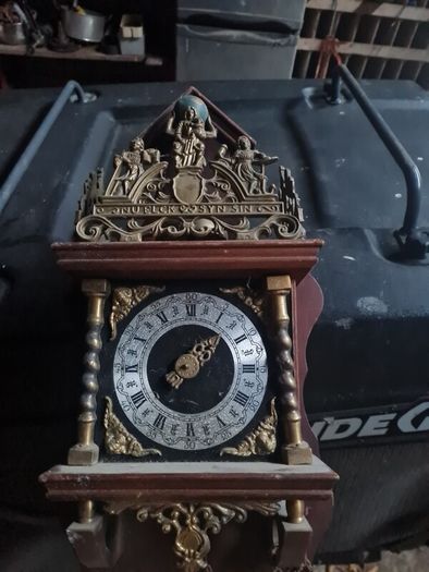 Old Clock