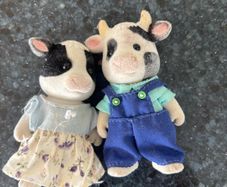 Sylvanian cow family - 2 figures