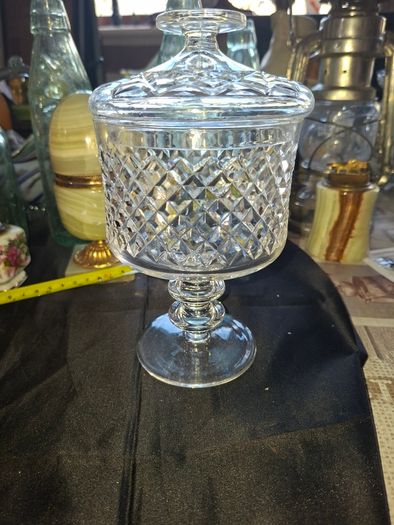 Crystal Glass Lidded Pedestal Sweet Jar Lidded Bowl Dish, No Chips Or Cracks, Postage Available,