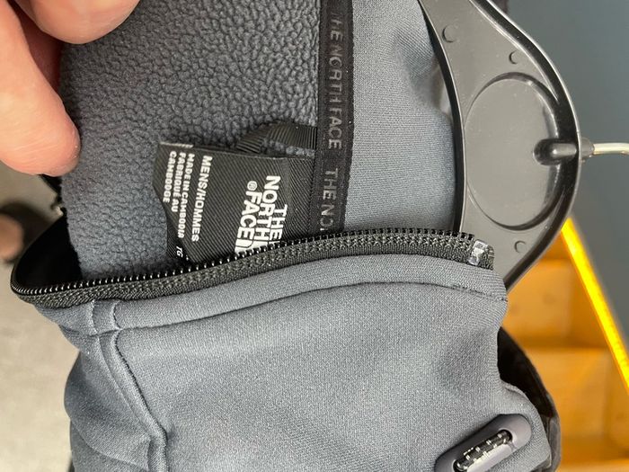 northface hoodie