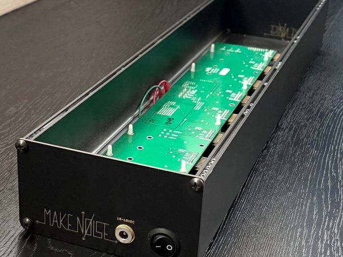 Make Noise Powered Skiff