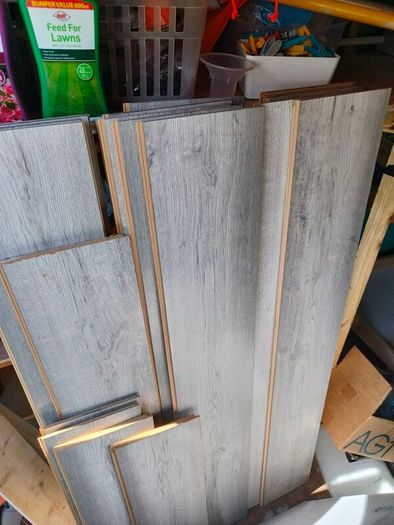 Floor Laminate 12mm