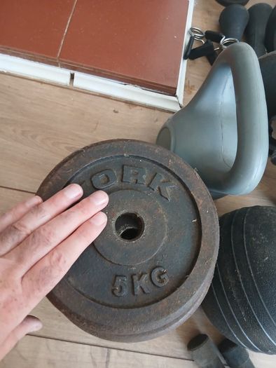 Various weight lifting equipment