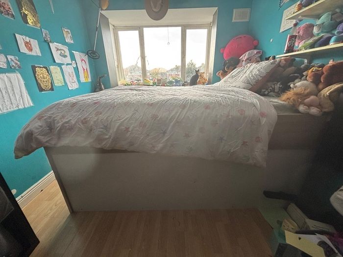 Double Bed