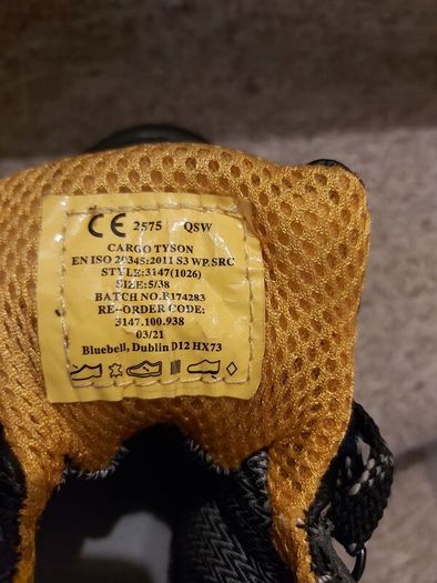 Safety boots size 5/38
