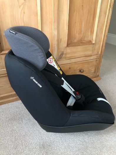 Maxi Cosi 2 Way Pearl & Isofix Base